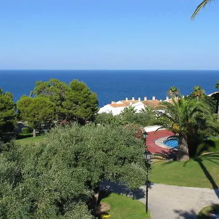 Urb. Gran Vista Hotel 3*